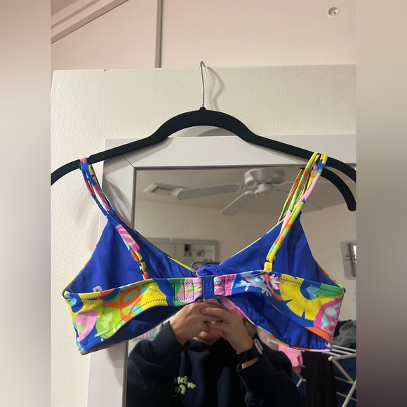 bikini - Picture 3 of 6